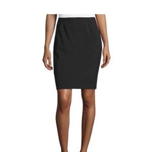 Theory women’s black skirt, size 10